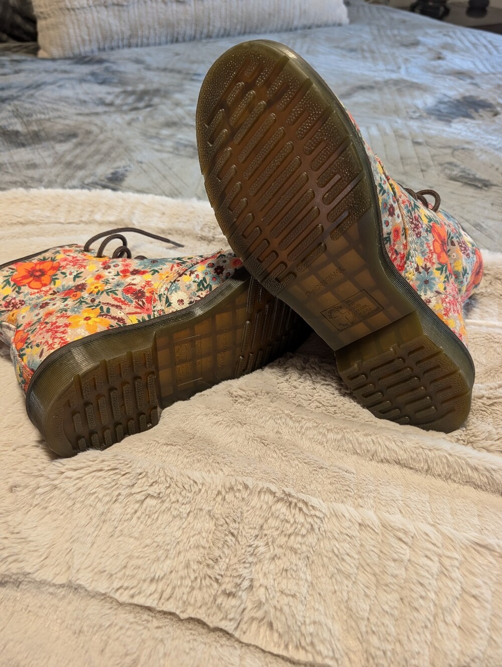 Floral Print Combat Boots - Women's Multicolor - Picture 4 of 5
